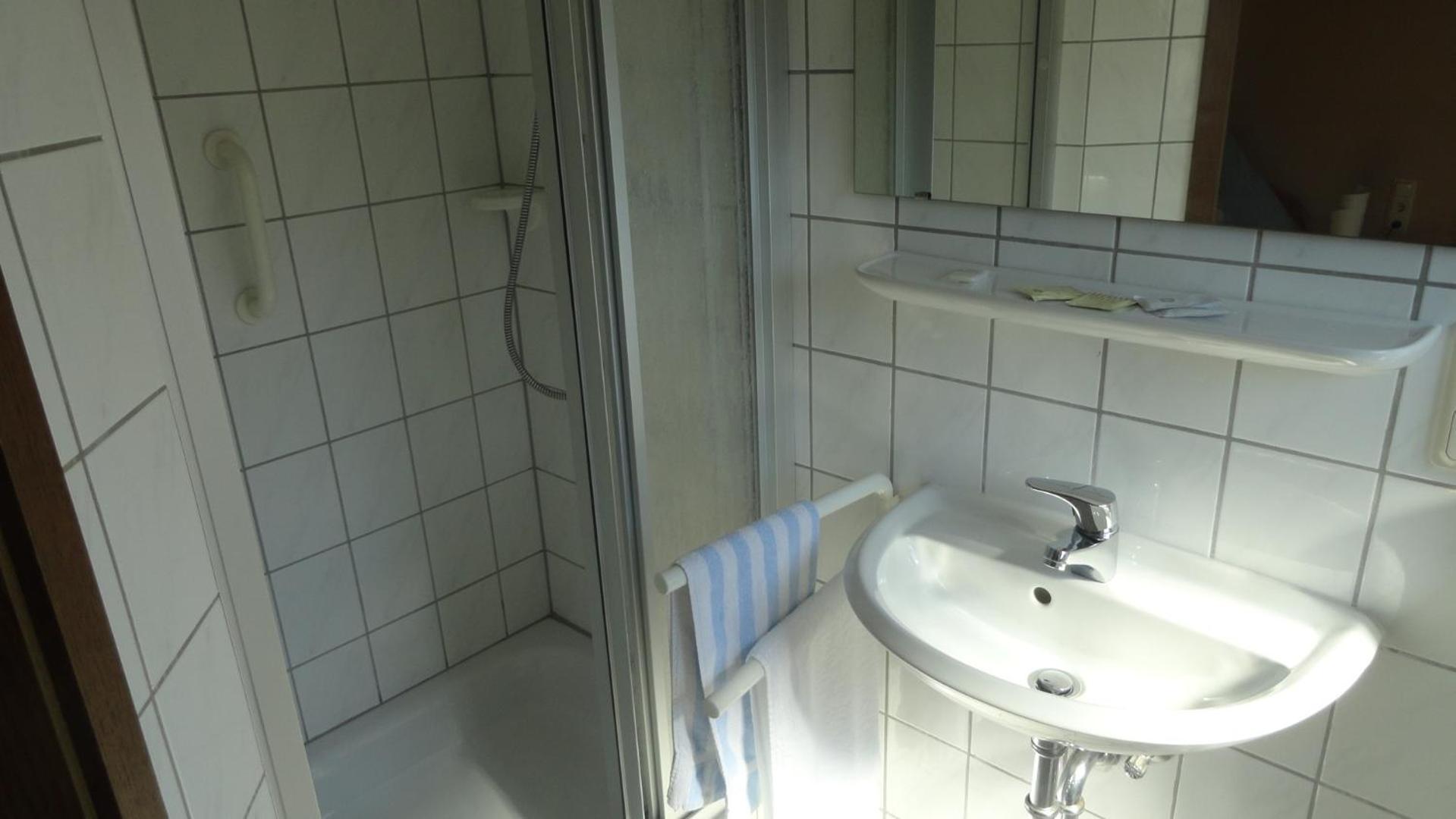 Hotel Zur Grafschaft Brauneberg Buitenkant foto